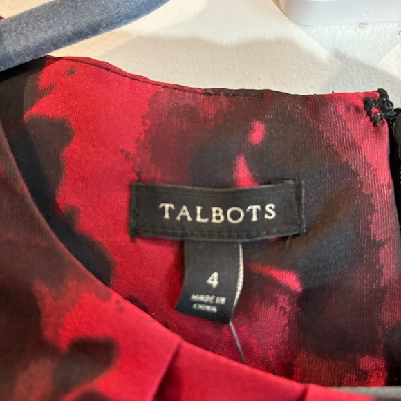 TALBOTS SZ 4 Fitted Pleated Bodice Gathered Skirt Rose Pattern Lined Dress NEW - Picture 13 of 13